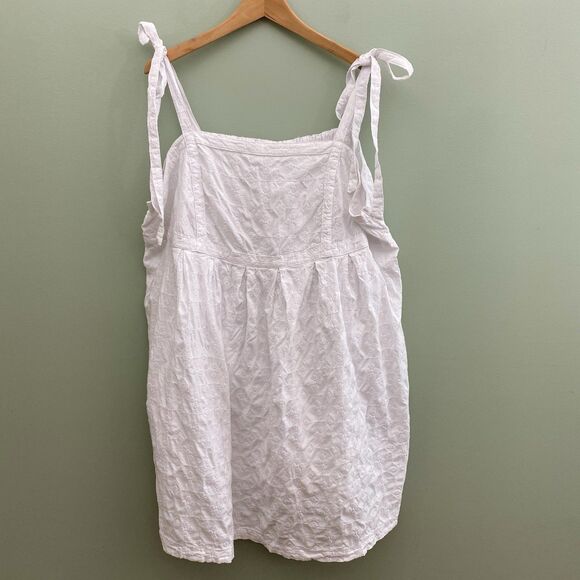 Old Navy Top Womens 3X White Tunic Eyelets Adjustable Strap Pockets Cottagecore - Picture 1 of 10